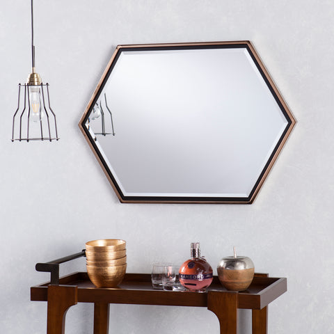 Image of Wide-beveled polygonal mirror Image 1