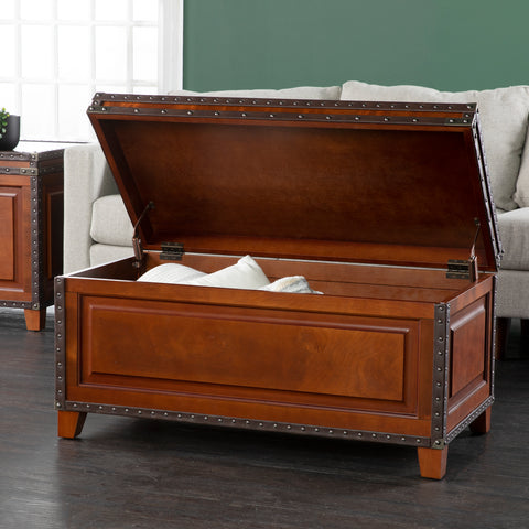Image of Trunk style coffee table w/ storage Image 4