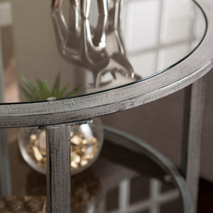 Elegant and simple accent table Image 2