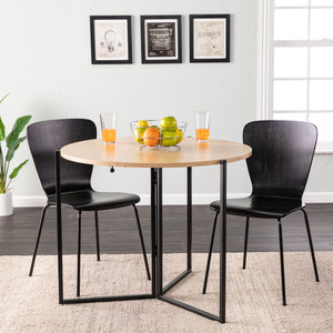 Collapsible dining table Image 1