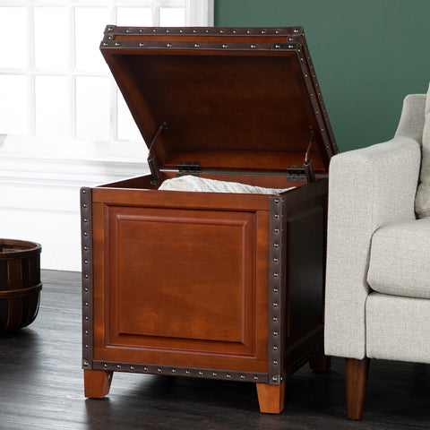 Image of Trunk style end table w/ storage Image 7