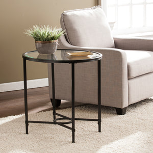 Sleek, minimalist end table Image 1